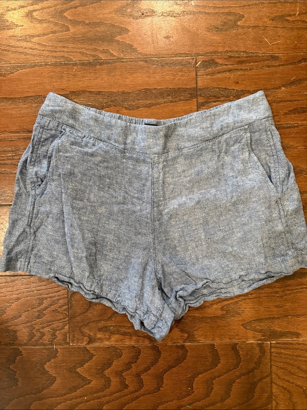 Gap light blue linen blend shorts, large